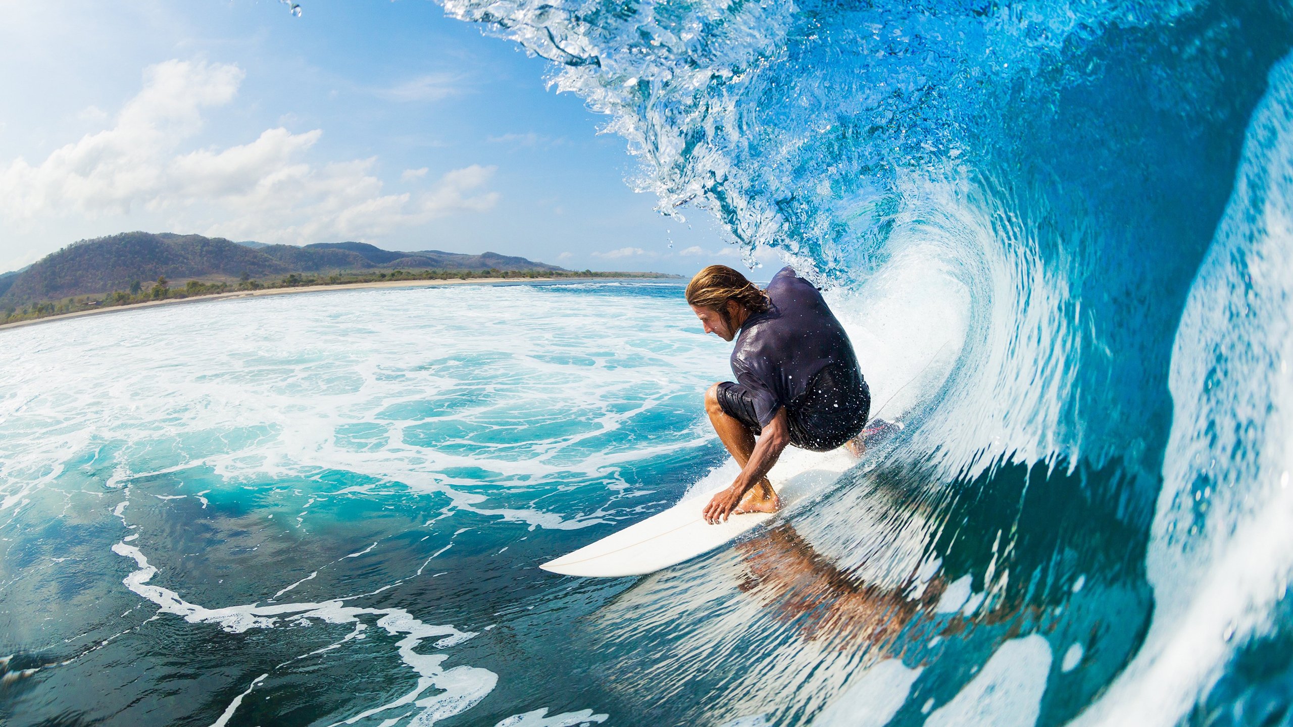 艾比·德尔福:关键的防守时刻,成为南非队稳定防线的重要人物